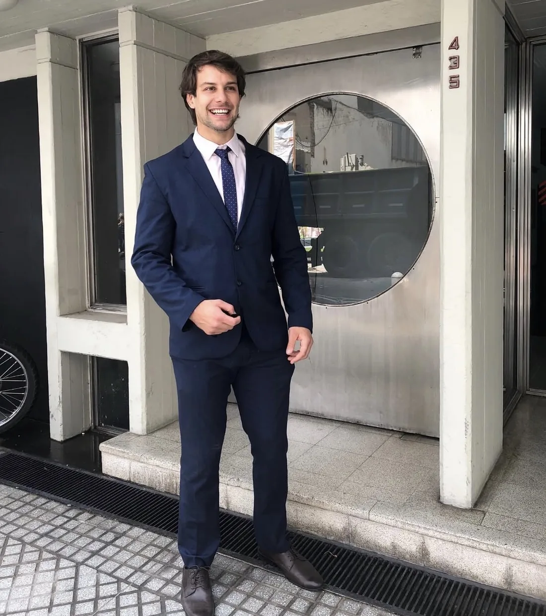Sergio Iván Cej, abogado fundador de Juris Consultas, en el estudio